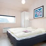 2 House B 116